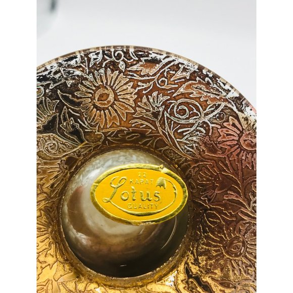 Vintage Lotus 22 karat gold vase. Floral pattern. 8 1/4” tall x 3”opening. - Picture 3 of 8